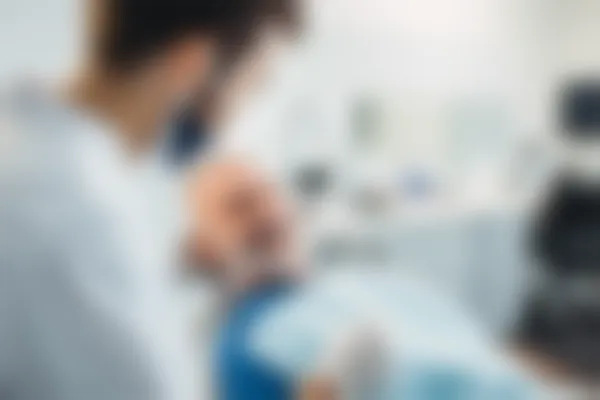 绍兴柯桥地区牙科医院收费标准解析，了解德维口腔、京韩口腔、柯桥牙科的真实价格！