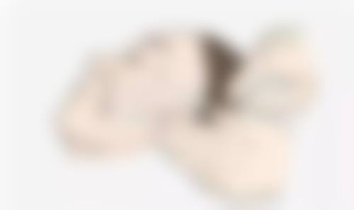 长期的下眼袋怎么去除——按摩：手指的“芭蕾舞”