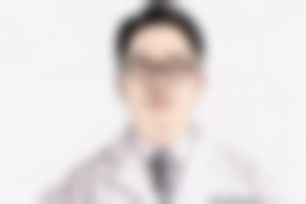 深圳米兰柏羽医疗美容医院黄显翔医生成功实例分享