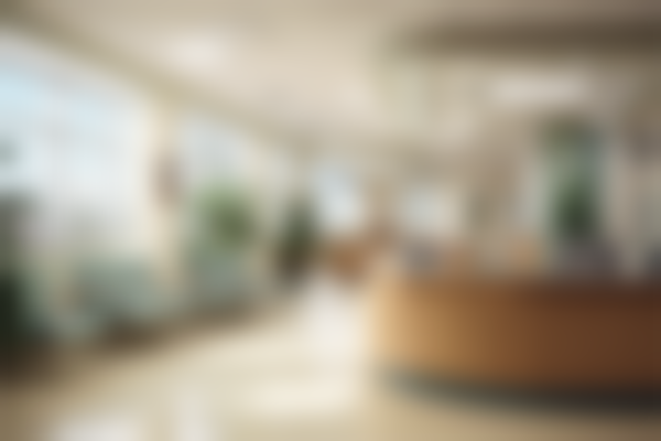 告别暗沉痘印困扰——理想蜕变