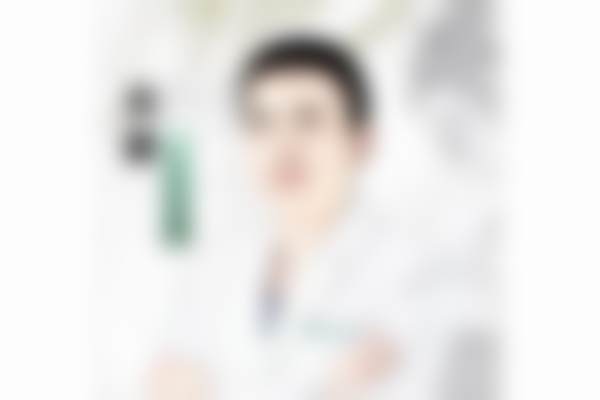 苏鹏医生简介做手术价格