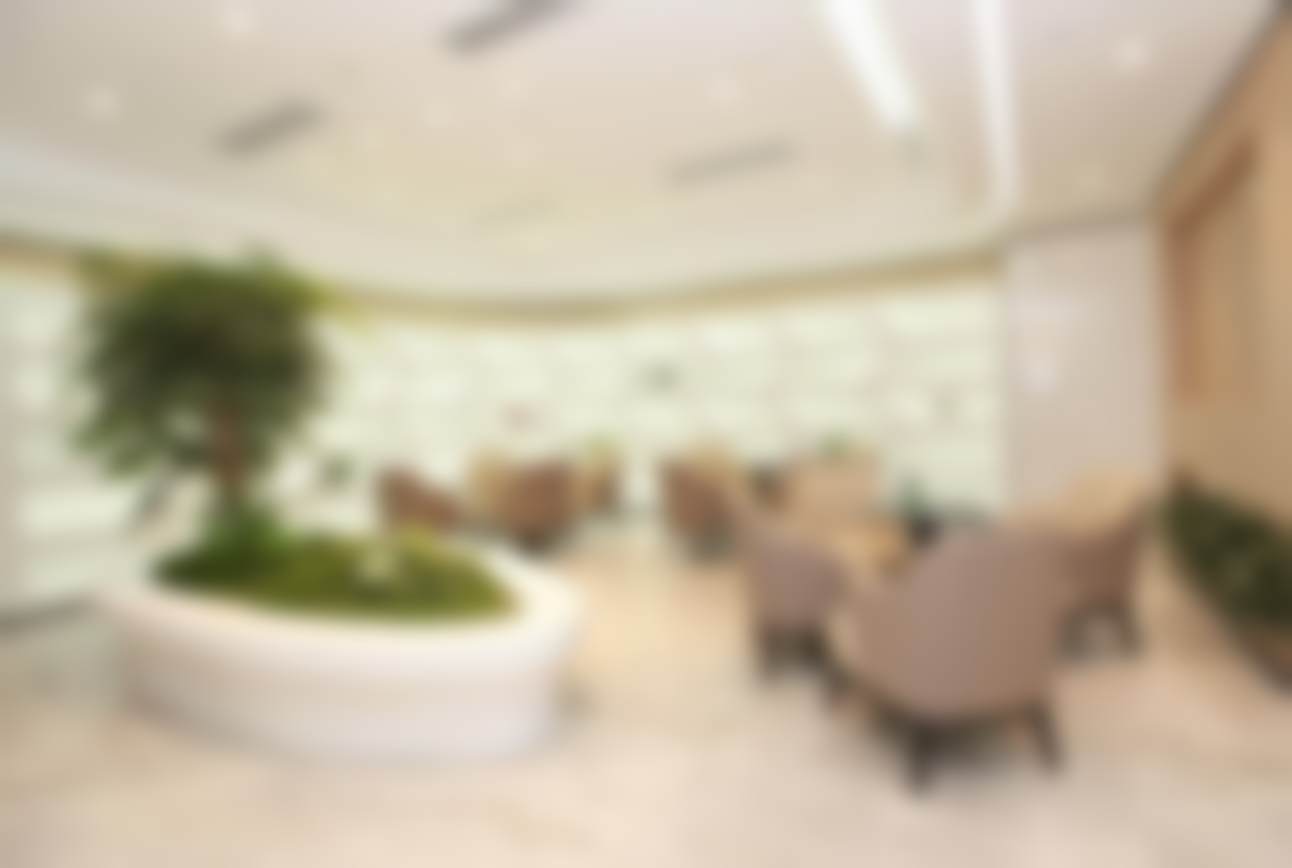 广州中家医家庭医生医疗美容门诊部王永振医生简介：耳再造 眼鼻整形